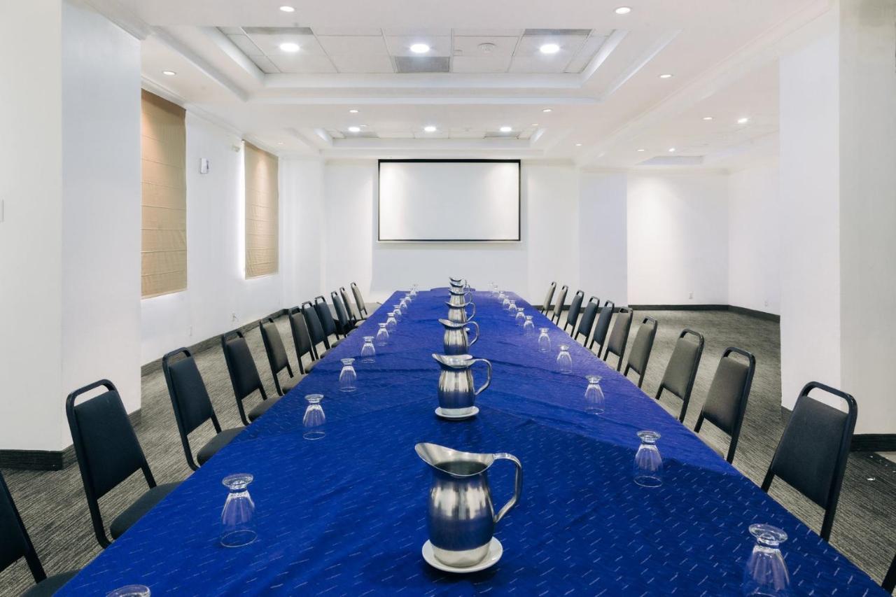 Holiday Inn San Salvador By Ihg Extérieur photo