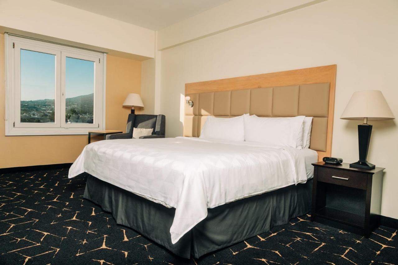 Holiday Inn San Salvador By Ihg Extérieur photo